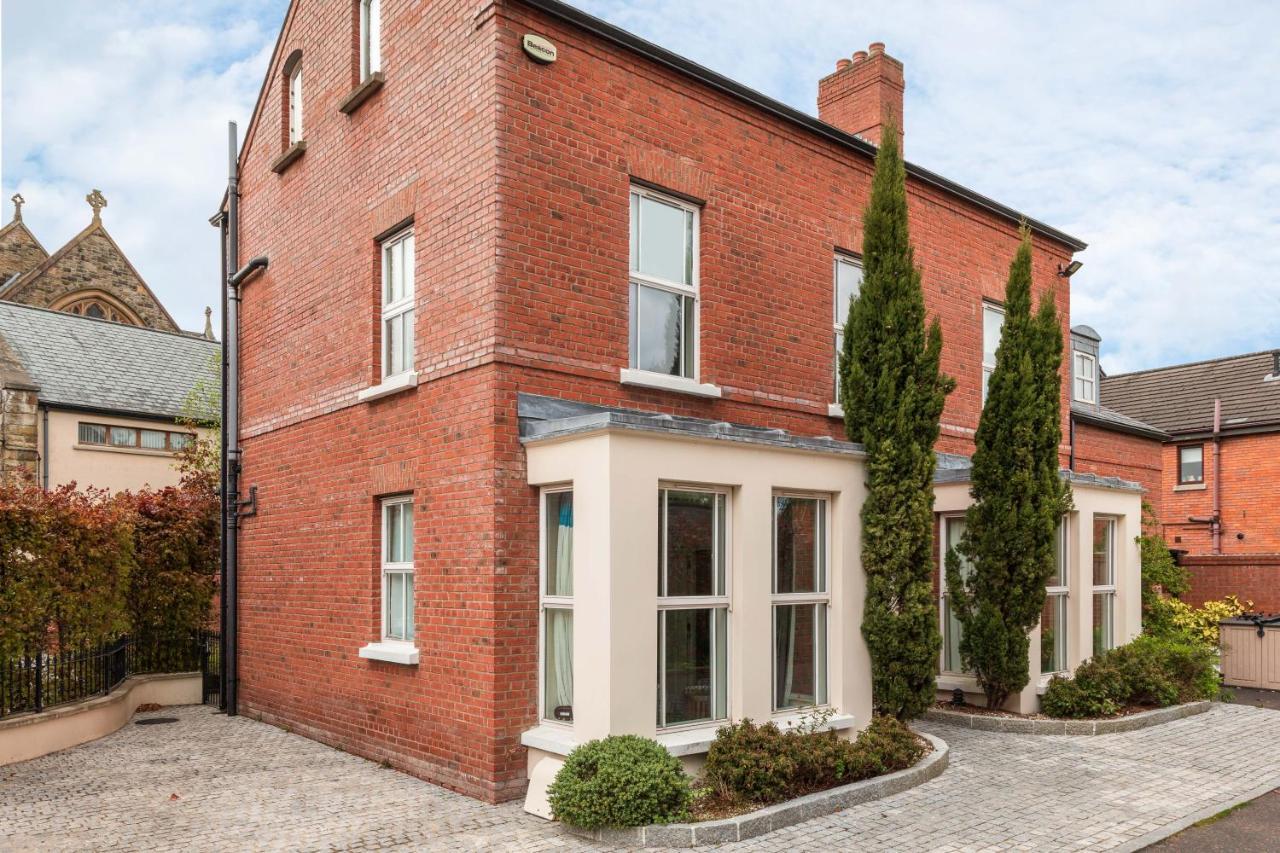 Modern, Luxury Suites With Private Bathrooms Close To Centre Belfast