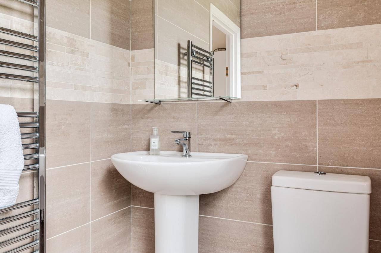 Séjour chez l'habitant Modern, Luxury Suites With Private Bathrooms Close To Centre Belfast